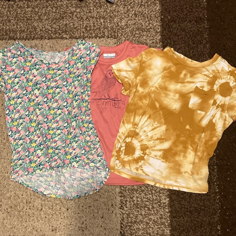 3 pack of tees. Yellow is Bixby Nomad, floral is Old Navy, pink is Columbia.